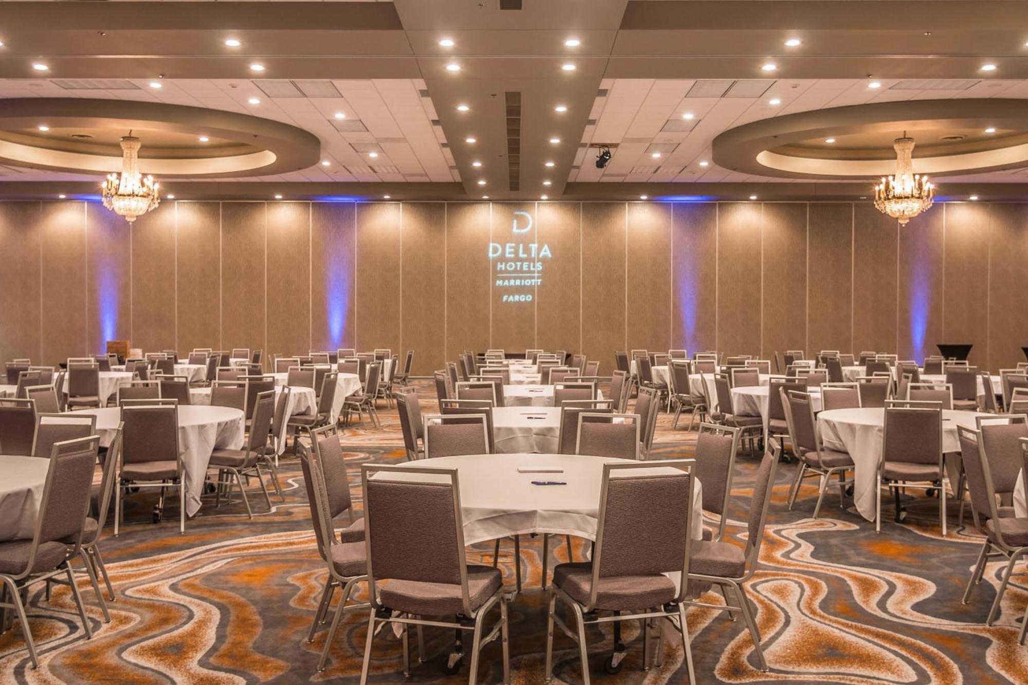 Delta Hotels By Marriott Fargo Ngoại thất bức ảnh